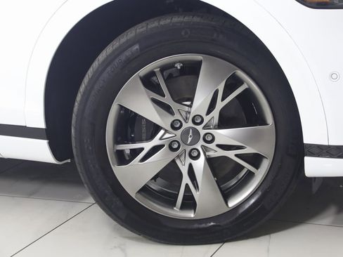 Used 2022 Genesis GV70 3.5T Sport w/ Sport Advanced Package image 16