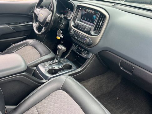 Used 2015 Chevrolet Colorado Z71 w/ LPO, Bed Protection Package AWD/4WD image 15