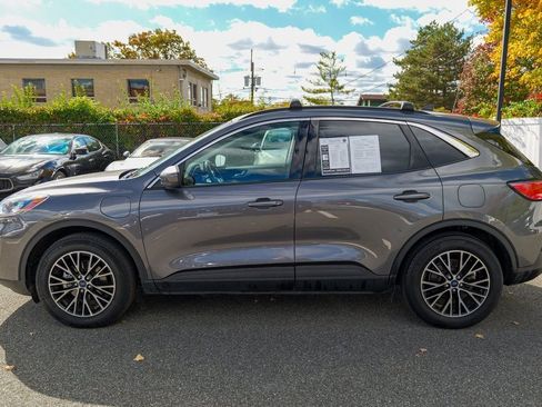 Used 2022 Ford Escape SEL w/ Technology Package image 4