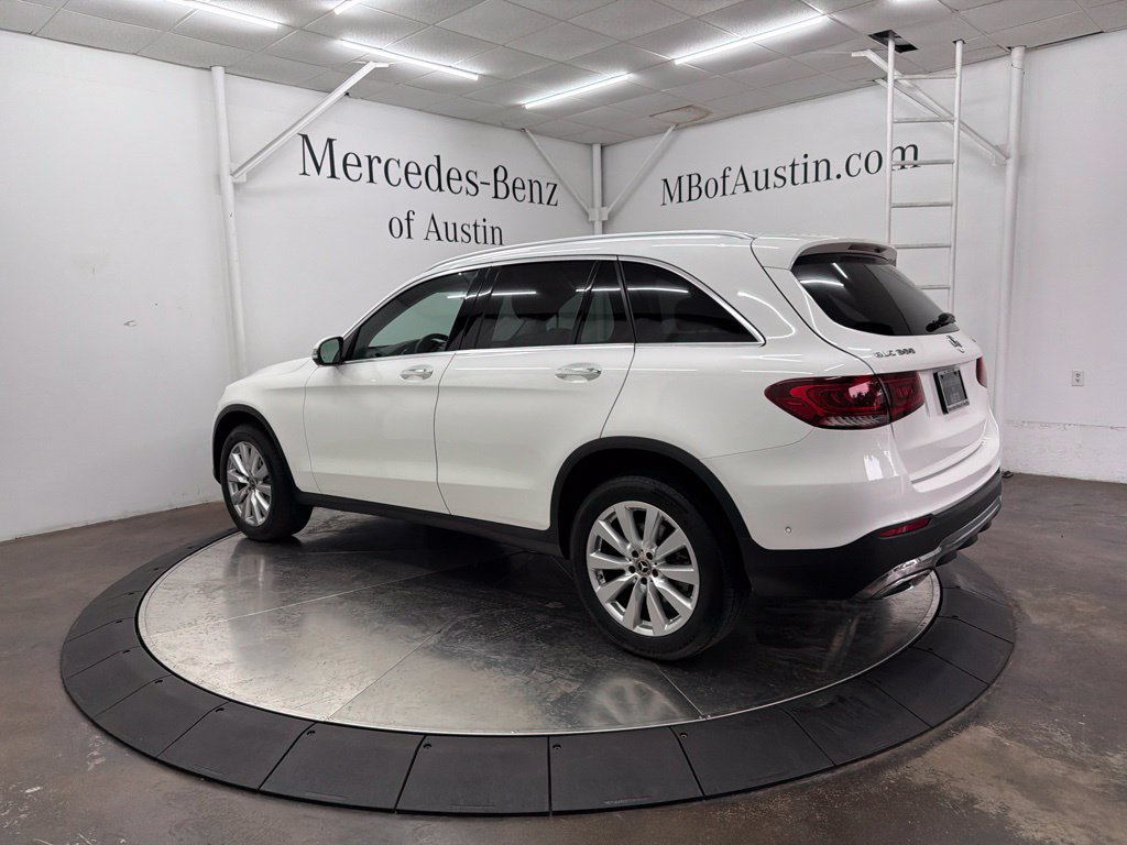 Used 2020 Mercedes-Benz GLC 300 4MATIC image 5