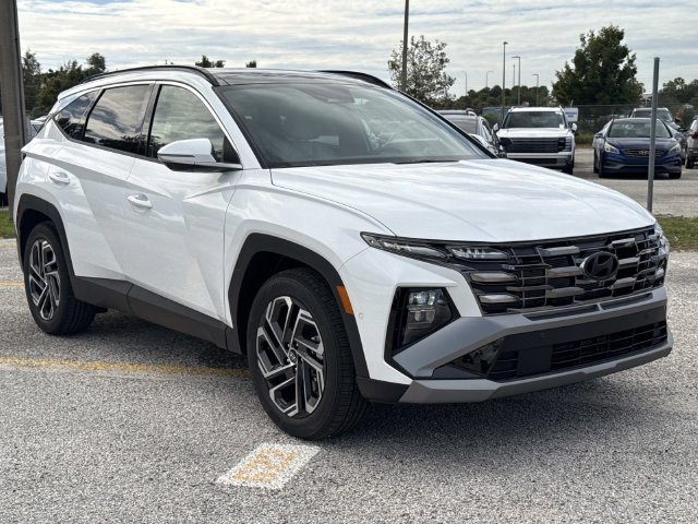 New 2026 Hyundai Tucson Limited FWD image 9