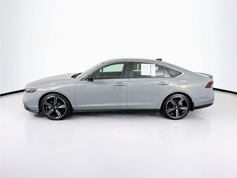 Used 2025 Honda Accord Sport image 13