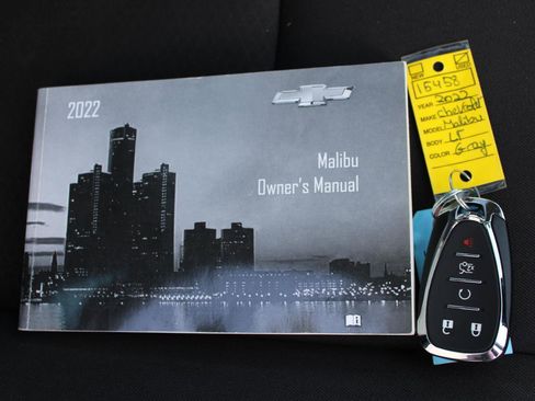 Used 2022 Chevrolet Malibu LT image 44