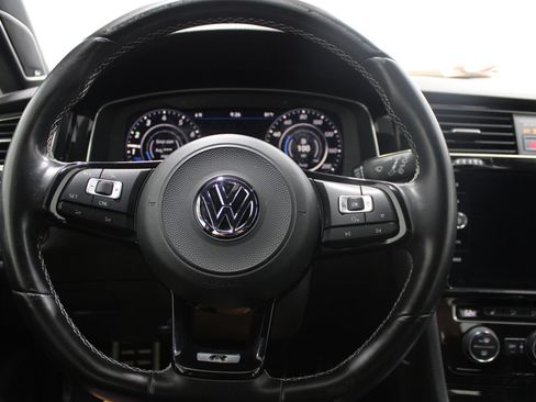 Used 2018 Volkswagen Golf R 4-Door AWD/4WD image 29