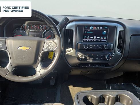 Used 2018 Chevrolet Silverado 1500 LT AWD/4WD image 17