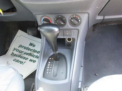 Used 2012 Ford Transit Connect XL FWD image 9