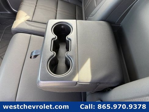 New 2026 Chevrolet Silverado 1500 High Country w/ High Country Premium Package AWD/4WD image 17