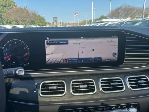 New 2026 Mercedes-Benz GLS 450 4MATIC image 13