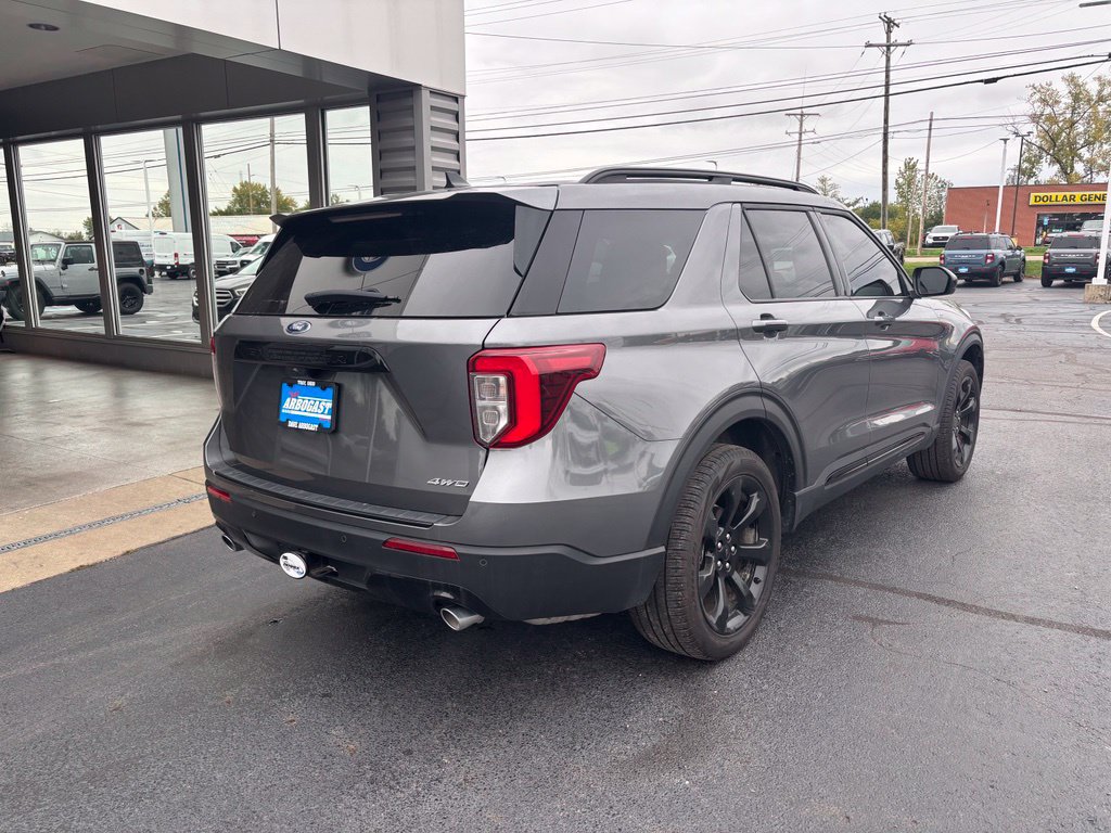 Used 2024 Ford Explorer ST-Line w/ Class IV Trailer Tow Package AWD/4WD image 4