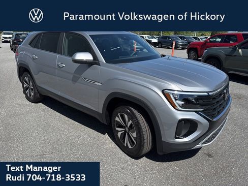 New 2026 Volkswagen Atlas Cross Sport SE AWD/4WD image 4