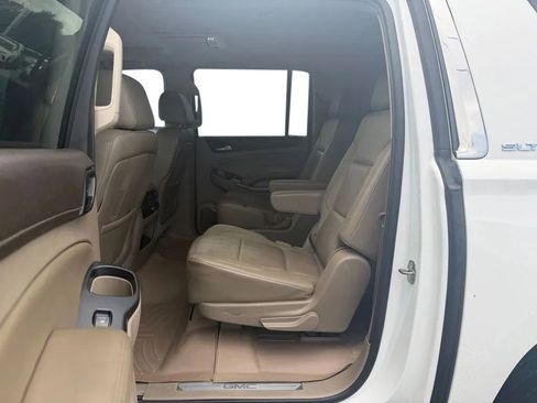 Used 2015 GMC Yukon XL SLT w/ Open Road Package AWD/4WD image 28