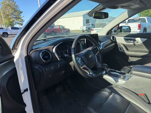 Used 2024 Chevrolet Blazer LT w/ Midnight/Sport Edition FWD image 10