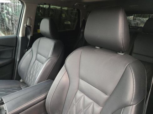 Used 2024 Nissan Rogue Platinum w/ Platinum Premium Package FWD image 9