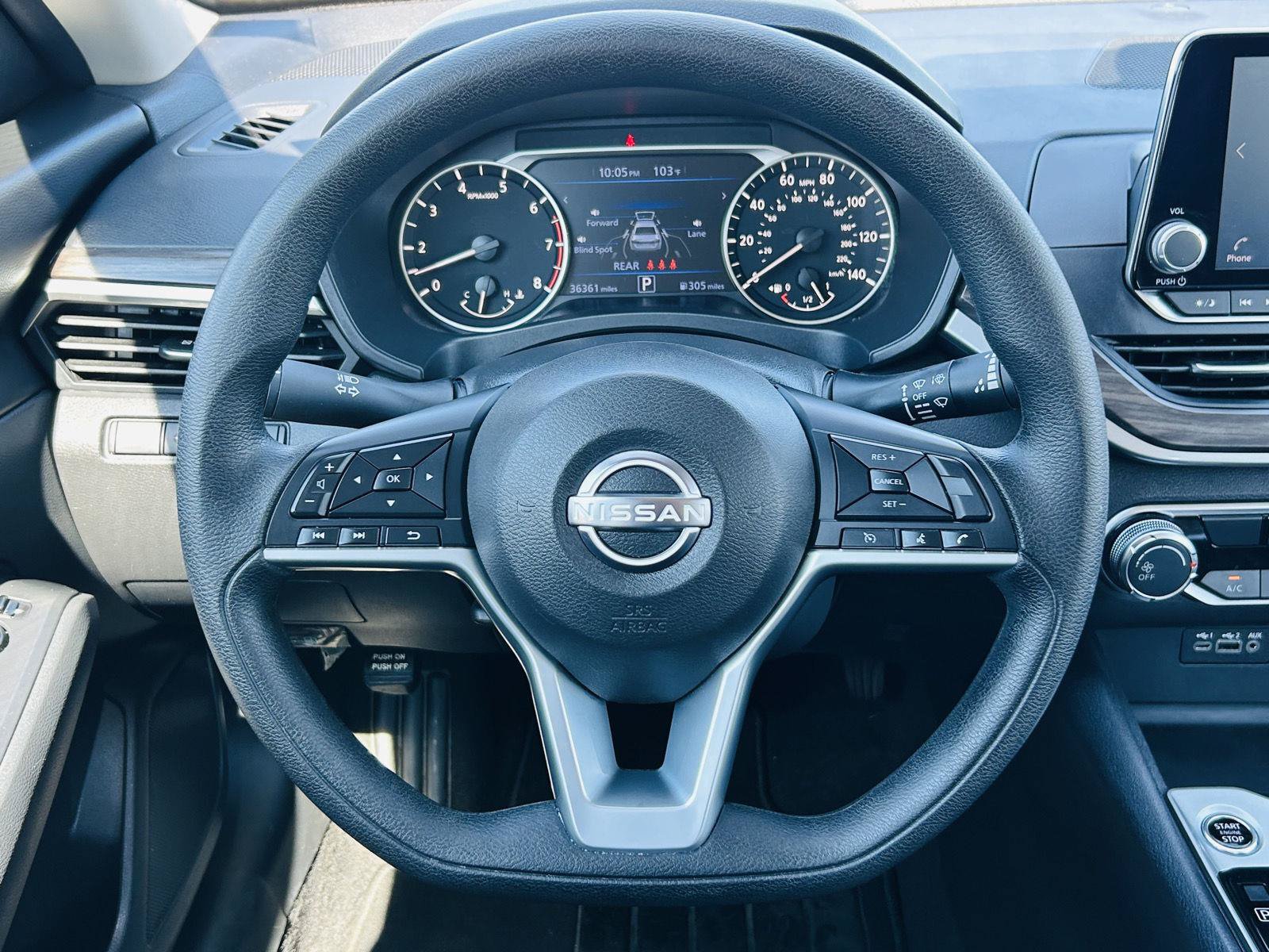 Used 2025 Nissan Altima 2.5 SV FWD image 12