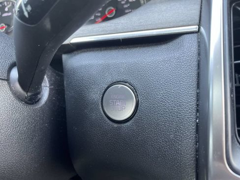 Certified 2023 Kia Sorento EX w/ Panoramic Sunroof Package FWD image 26