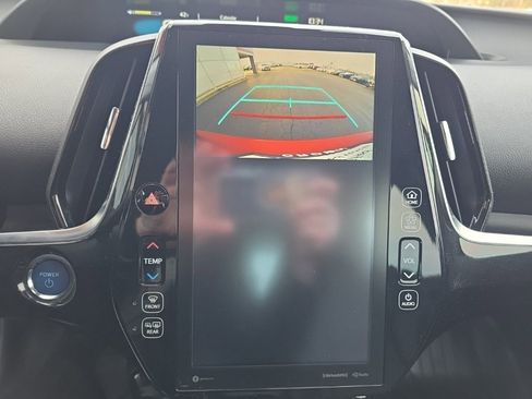 Used 2020 Toyota Prius Prime XLE image 25