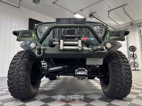 Used 1997 Jeep Wrangler Sport image 14