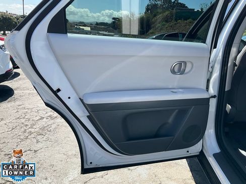 Used 2024 Hyundai Ioniq 5 SEL RWD image 32
