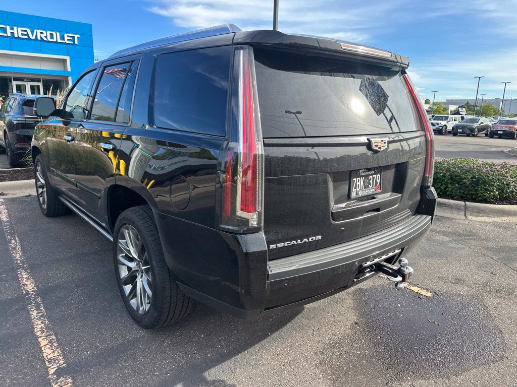 Used 2020 Cadillac Escalade Platinum w/ Escalade Sport Edition AWD/4WD image 19