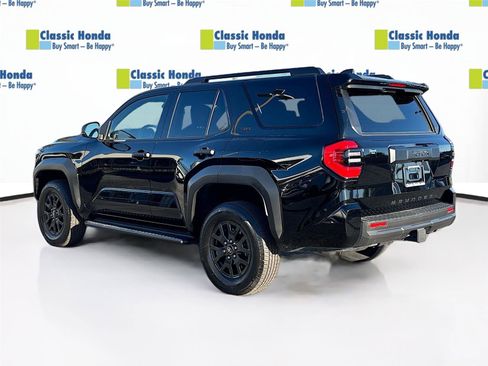 Used 2025 Toyota 4Runner SR5 image 5