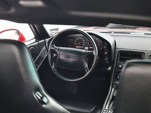 Used 1994 Porsche 928 GTS RWD image 32