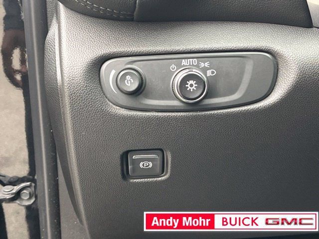 Used 2020 Chevrolet Blazer LT AWD/4WD image 25
