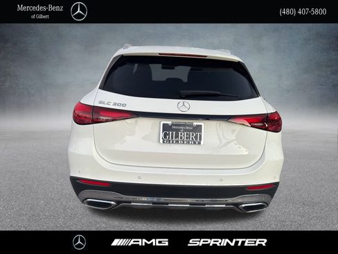Certified 2025 Mercedes-Benz GLC 300 image 4