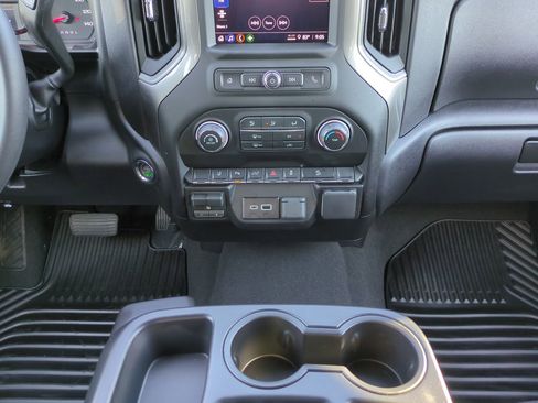 New 2026 Chevrolet Silverado 2500 Custom w/ Custom Value Package AWD/4WD image 19