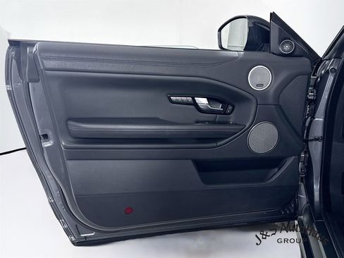 Used 2018 Land Rover Range Rover Evoque SE Dynamic image 22