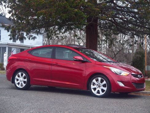 Used 2012 Hyundai Elantra Limited w/ Technology Pkg 5 image 6