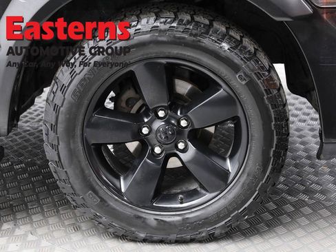 Used 2015 RAM 1500 Express w/ Black Ram 1500 Express Group image 29