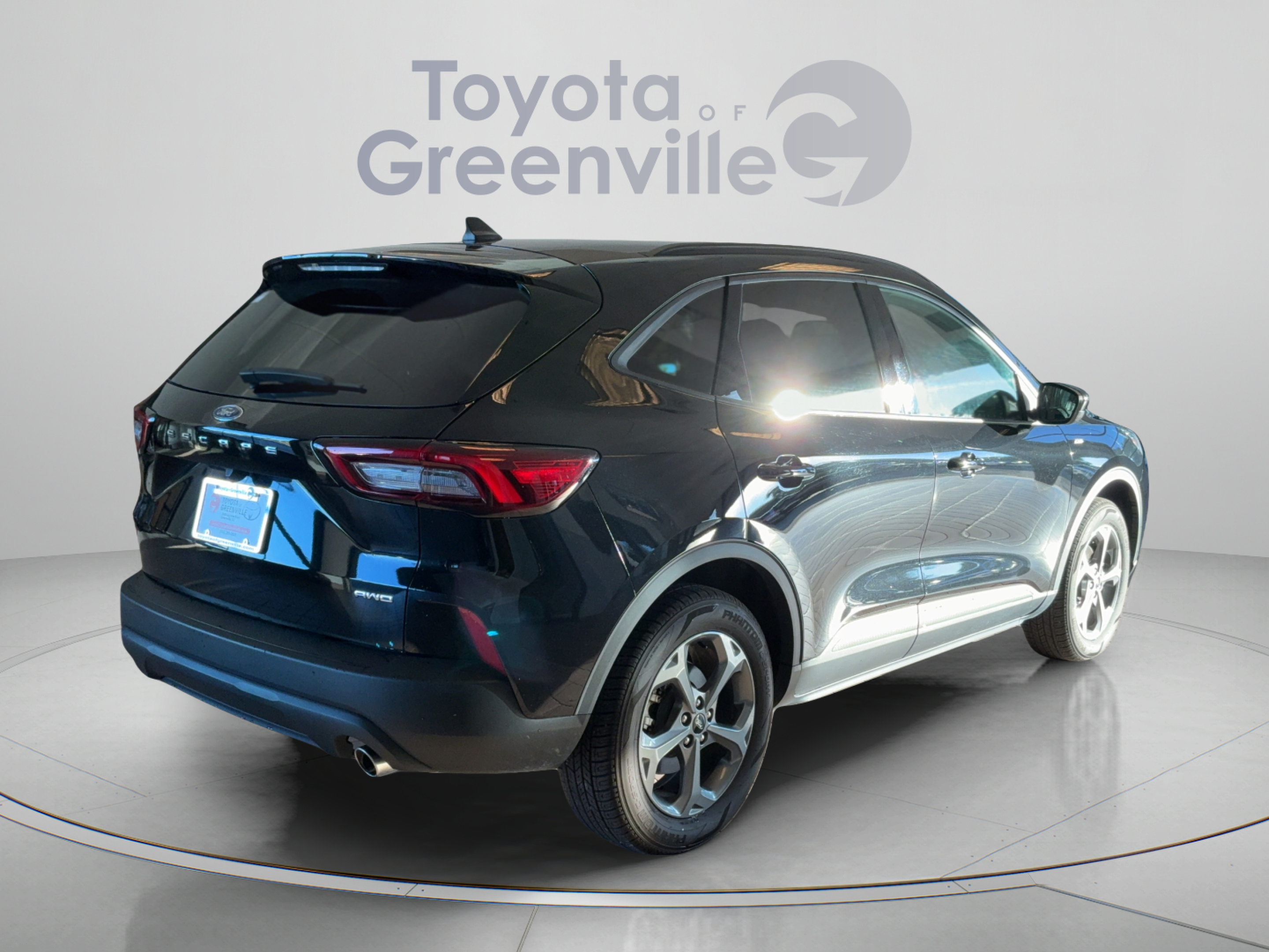 Used 2025 Ford Escape ST-Line Select AWD/4WD image 6