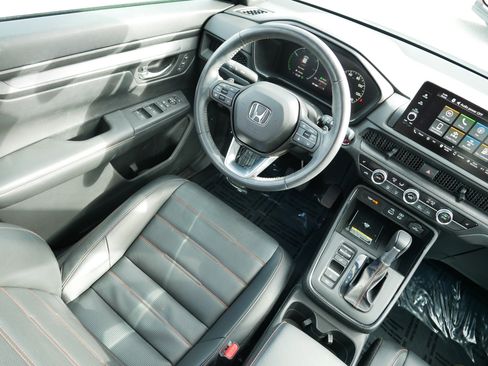 Used 2025 Honda CR-V Sport-L image 9