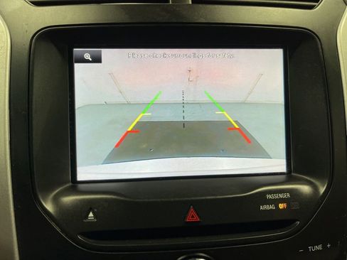 Used 2015 Ford Explorer XLT w/ Equipment Group 202A image 19