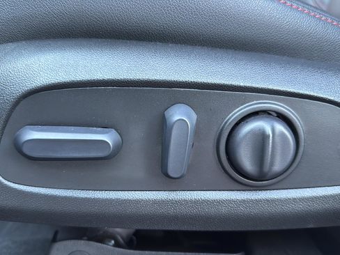 Used 2022 Chevrolet Blazer RS w/ Enhanced Convenience Package image 34