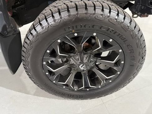 Used 2015 Toyota Tacoma PreRunner w/ SR5 Package RWD image 14