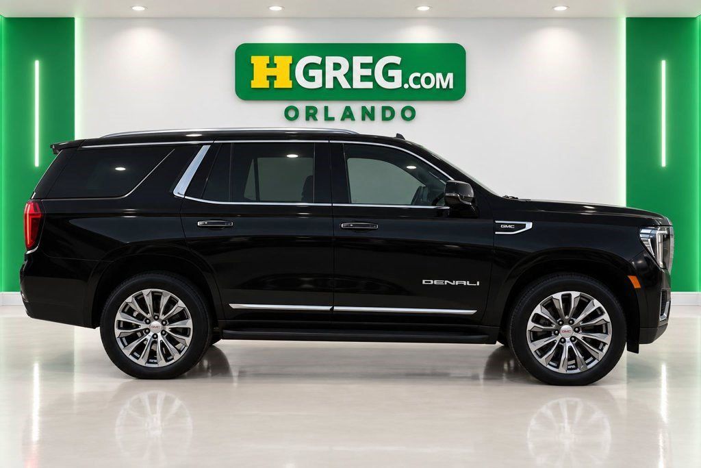 Used 2021 GMC Yukon Denali w/ Denali Premium Package AWD/4WD image 6