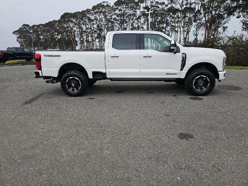 New 2026 Ford F250 Platinum w/ Platinum Plus Package AWD/4WD image 9