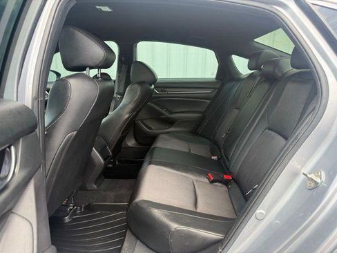 Used 2019 Honda Accord Sport image 5