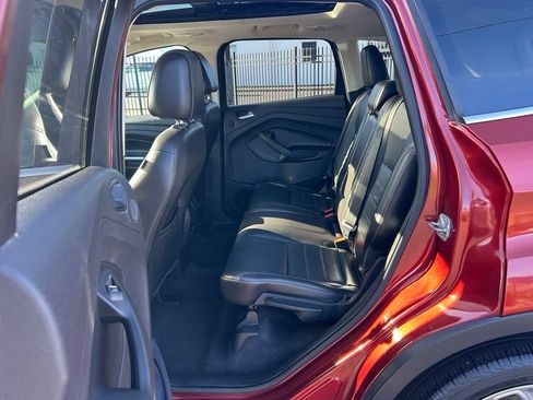 Used 2014 Ford Escape Titanium w/ Equipment Group 401A FWD image 33