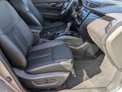 Used 2022 Nissan Rogue Sport SL w/ Premium Package image 30