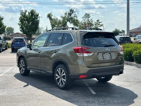 Used 2024 Subaru Forester Limited AWD/4WD image 5