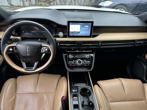 Used 2021 Lincoln Corsair Reserve w/ Equipment Group 201A image 20