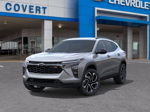 New 2026 Chevrolet Trax RS w/ Driver Confidence Package image 3