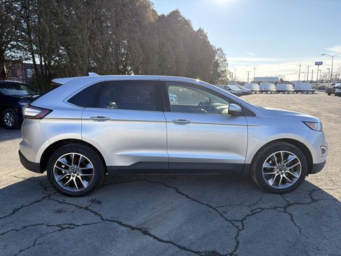 Used 2017 Ford Edge Titanium w/ Equipment Group 302A image 4