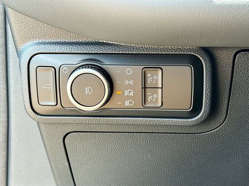 New 2026 Ford Explorer Active w/ Active Comfort Package RWD image 10