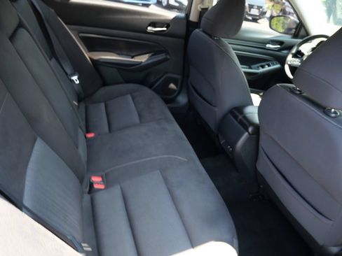 Used 2019 Nissan Altima 2.5 S FWD image 22