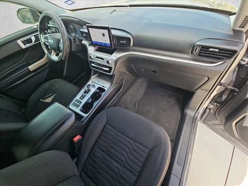 Used 2021 Ford Explorer XLT image 21