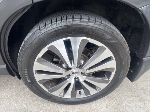 Used 2019 Subaru Ascent Touring w/ Popular Package #2A image 26