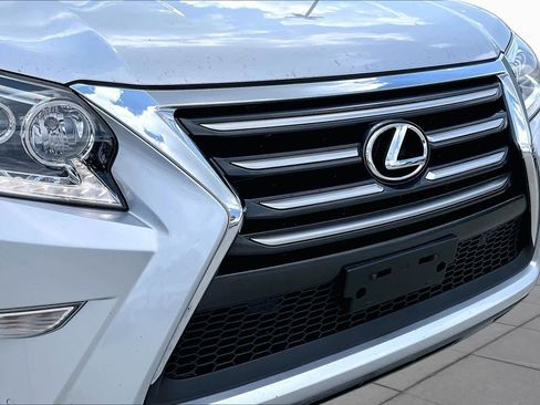 Used 2018 Lexus GX 460 Premium w/ Premium Package AWD/4WD image 27
